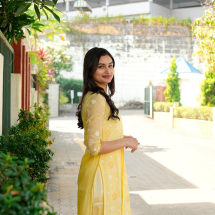 Signature Mul Chanderi Kurta Set