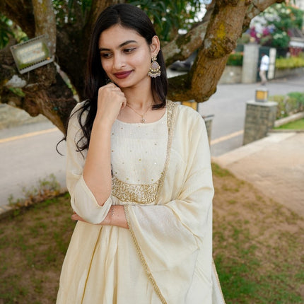 The Golden Trace Salwar Set