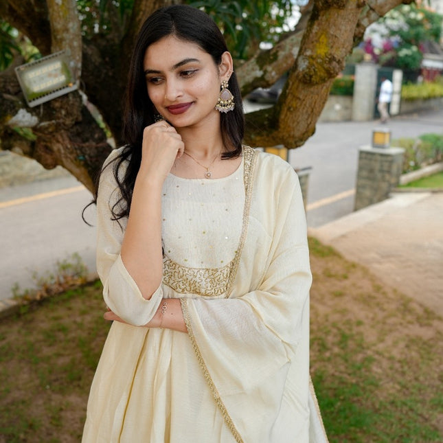 The Golden Trace Salwar Set