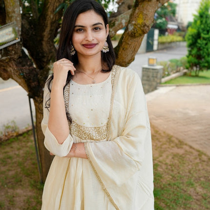 The Golden Trace Salwar Set