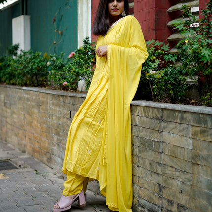 Sunlit V-Neck Salwar Set