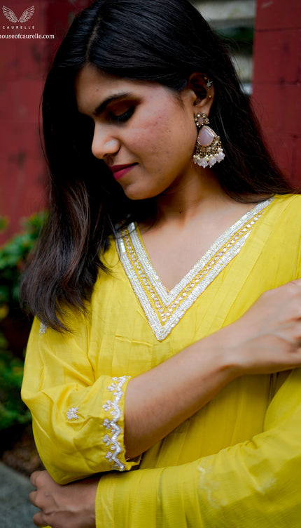 Sunlit V-Neck Salwar Set